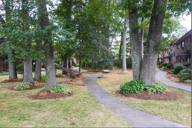 1323 Worcester Rd G7, Framingham, MA 01701