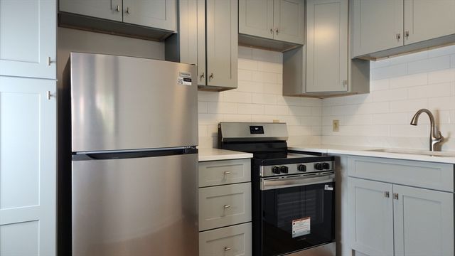 1323 Worcester Rd G7, Framingham, MA 01701