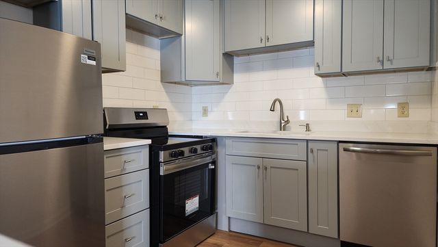 1323 Worcester Rd G7, Framingham, MA 01701