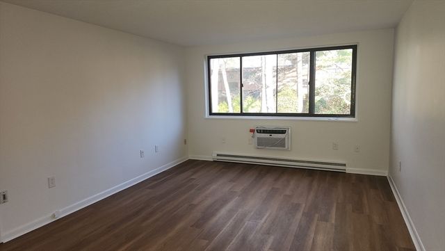 1323 Worcester Rd G7, Framingham, MA 01701