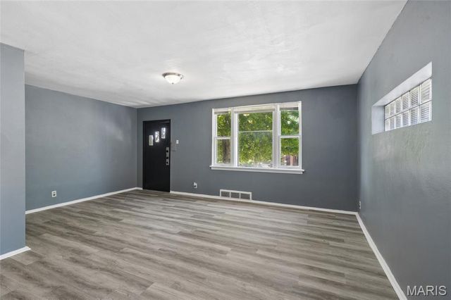 837 Wall Street, St Louis, MO 63147