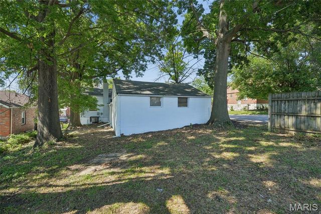 837 Wall Street, St Louis, MO 63147