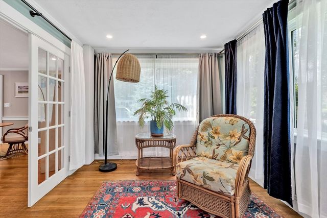 44 Maple Avenue, Barnstable, MA 02601