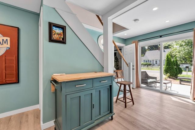 44 Maple Avenue, Barnstable, MA 02601