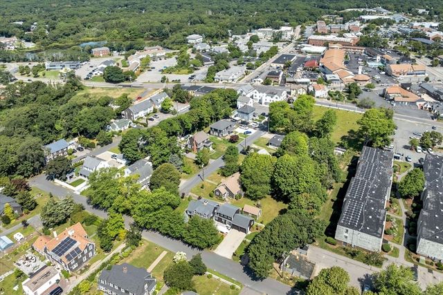 44 Maple Avenue, Barnstable, MA 02601