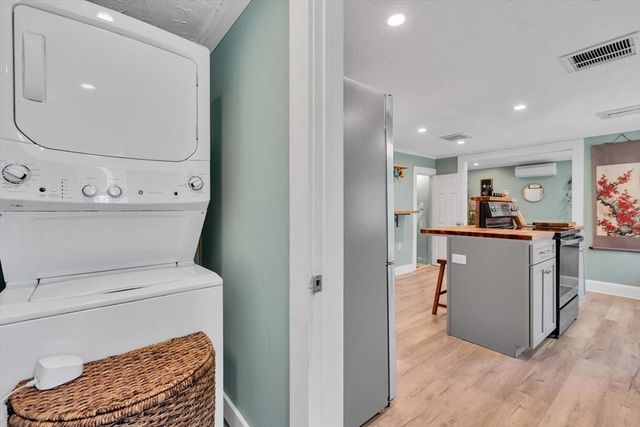 44 Maple Avenue, Barnstable, MA 02601