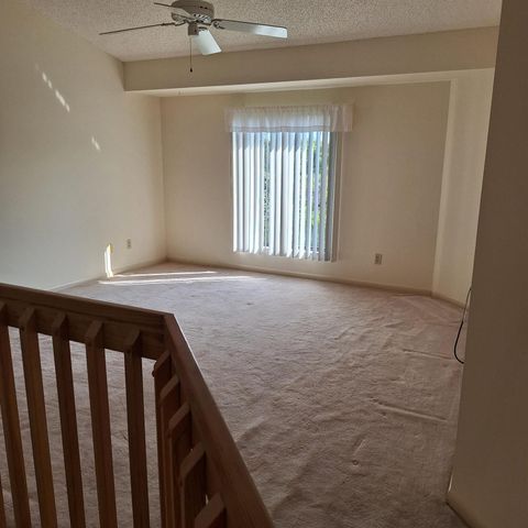 410 Harbour Pointe Way, Greenacres, FL 33413