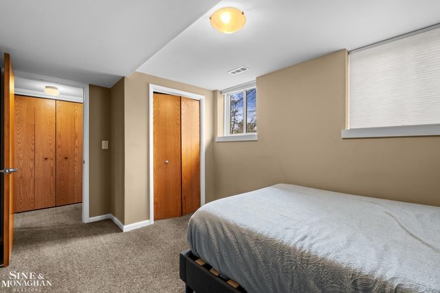 19330 Bainbridge Avenue, Livonia, MI 48152