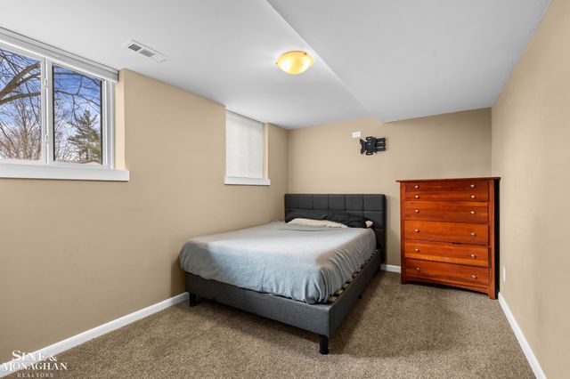 19330 Bainbridge Avenue, Livonia, MI 48152