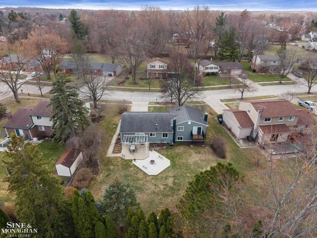 19330 Bainbridge Avenue, Livonia, MI 48152