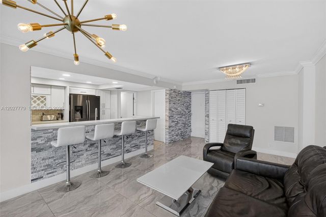 2655 Collins Avenue 1407, Miami Beach, FL 33140