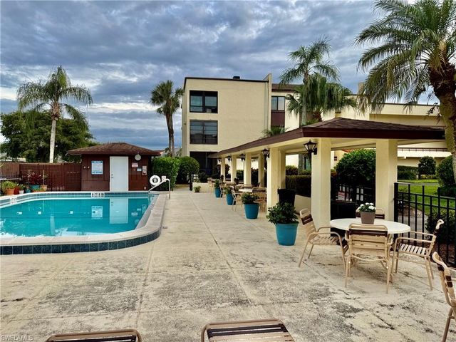 3625 Boca Ciega DR 206, Naples, FL 34112