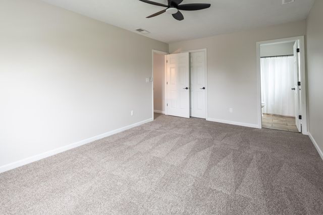 203 Doncaster Road, Versailles, KY 40383