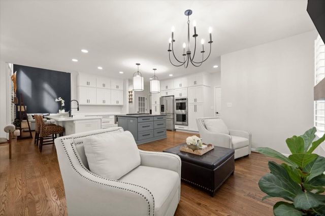 1215 Lake Washington Circle, Lawrenceville, GA 30043