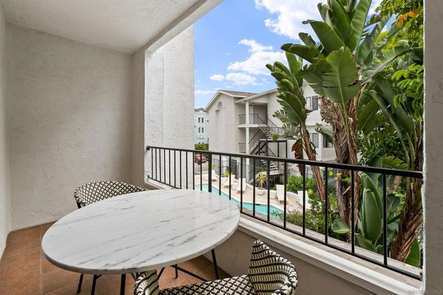 3020 Cowley Way 207, San Diego, CA 92117