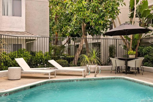 3020 Cowley Way 207, San Diego, CA 92117