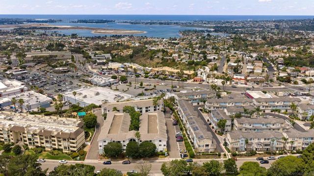 3020 Cowley Way 207, San Diego, CA 92117