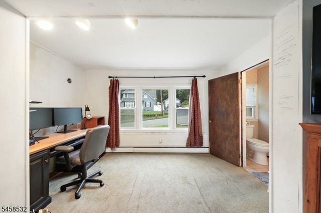 62 Vreeland Ave, Bloomingdale Boro, NJ 07403