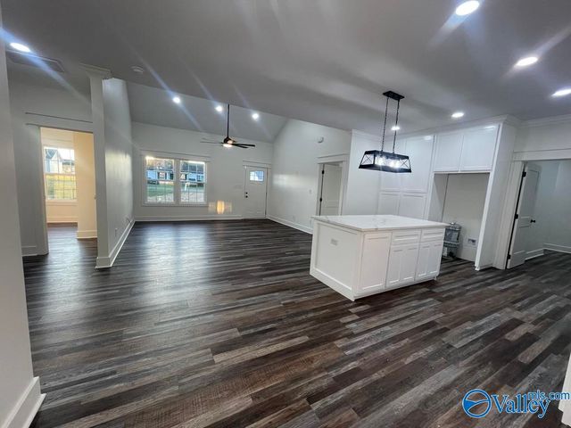 146 Carrington Lane, Albertville, AL 35950