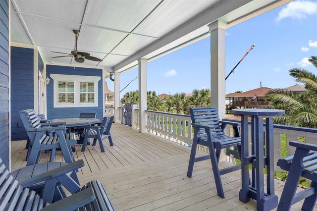 973 Kenlyn Drive, Crystal Beach, TX 77650