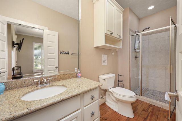 973 Kenlyn Drive, Crystal Beach, TX 77650