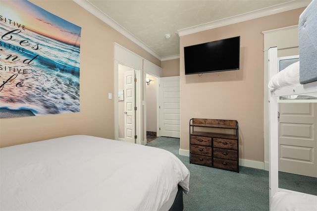 973 Kenlyn Drive, Crystal Beach, TX 77650