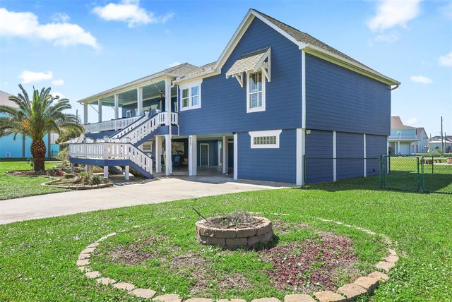 973 Kenlyn Drive, Crystal Beach, TX 77650
