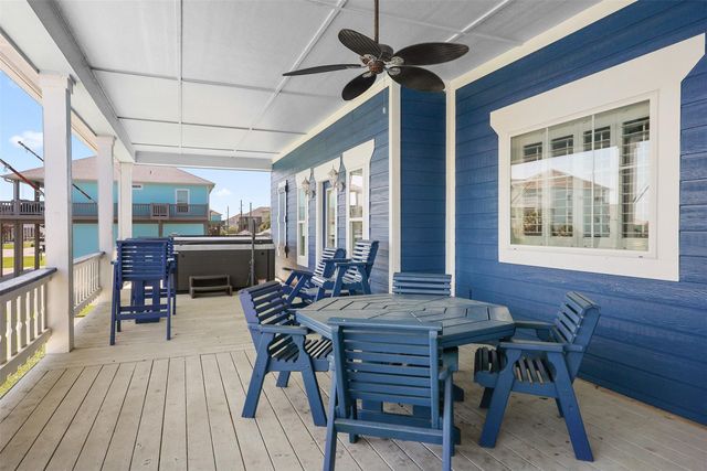 973 Kenlyn Drive, Crystal Beach, TX 77650