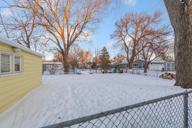 1221 Home Place, Faribault, MN 55021