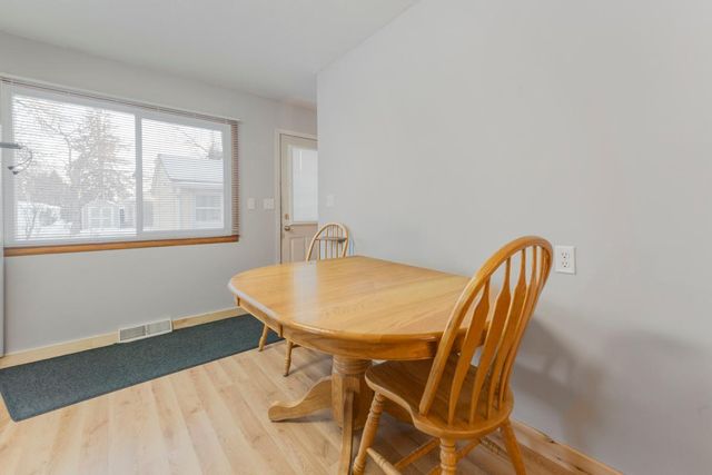 1221 Home Place, Faribault, MN 55021