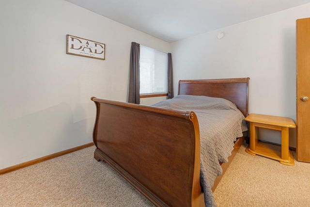 1221 Home Place, Faribault, MN 55021