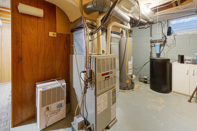 1221 Home Place, Faribault, MN 55021