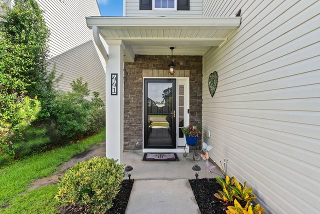 441 Whispering Breeze Lane, Summerville, SC 29486
