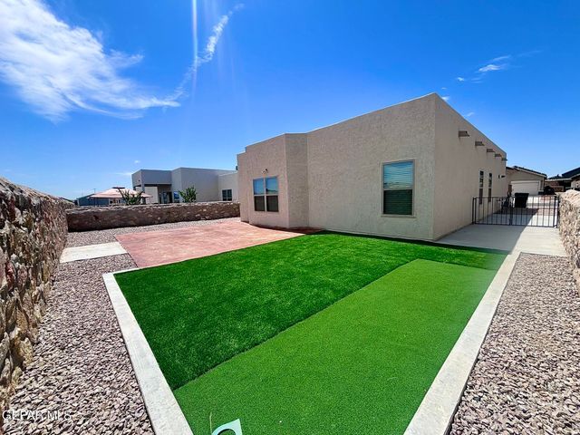 13817 Sky Ranger Avenue, El Paso, TX 79928