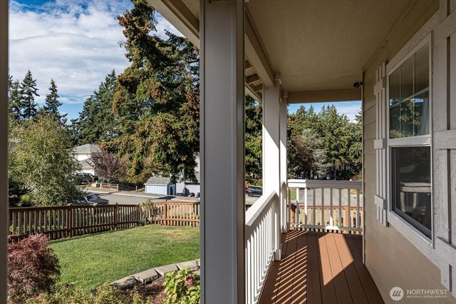 1605 SW 16th Avenue, Oak Harbor, WA 98277