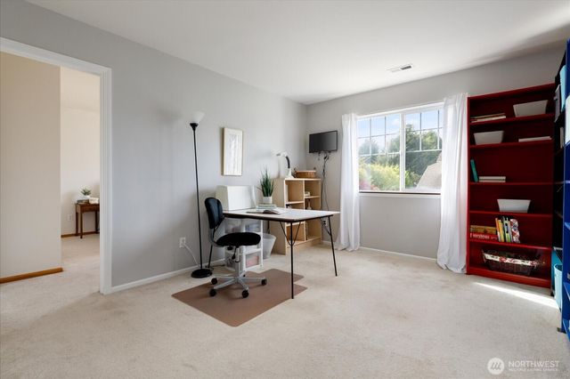 1605 SW 16th Avenue, Oak Harbor, WA 98277