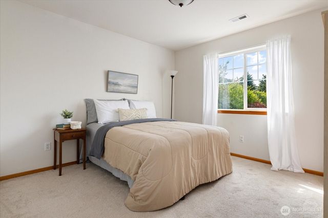 1605 SW 16th Avenue, Oak Harbor, WA 98277