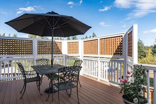 1605 SW 16th Avenue, Oak Harbor, WA 98277