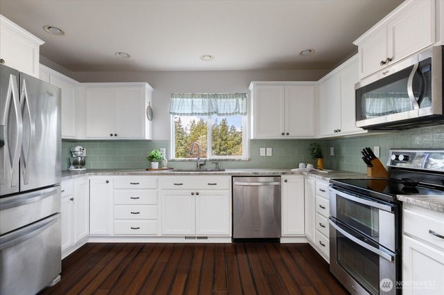 1605 SW 16th Avenue, Oak Harbor, WA 98277