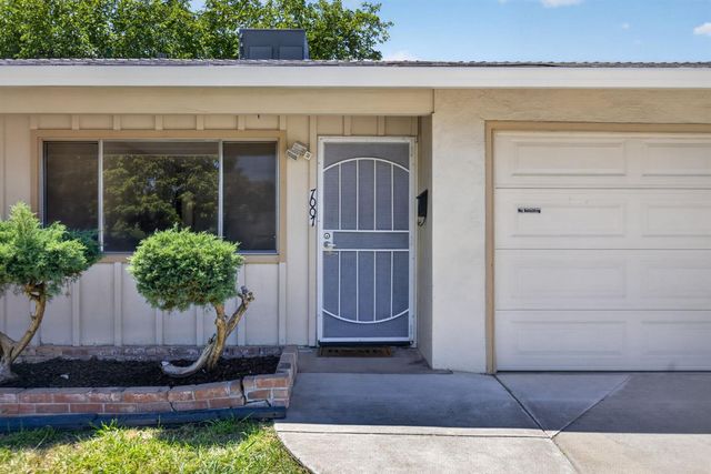 7007 Plumber Way, North Highlands, CA 95660