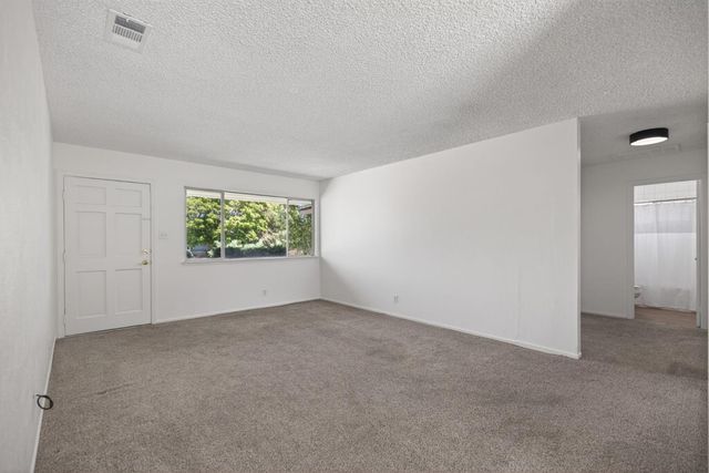 7007 Plumber Way, North Highlands, CA 95660