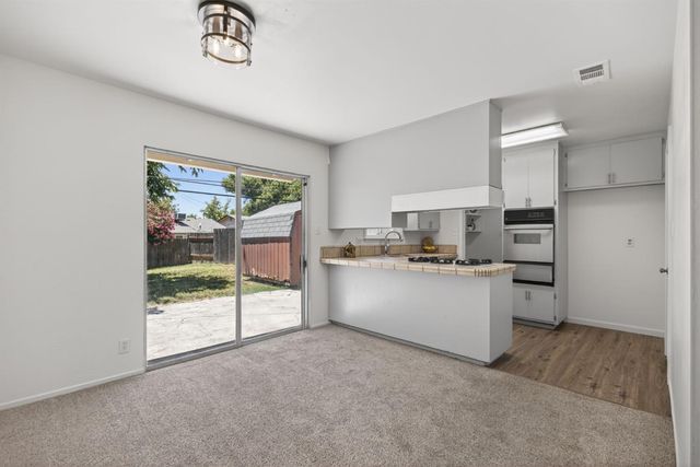 7007 Plumber Way, North Highlands, CA 95660