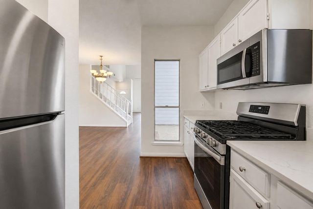 308 N Ranch House Road, Angleton, TX 77515