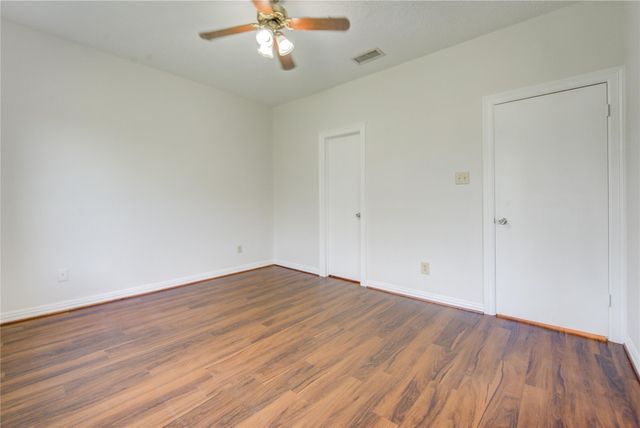 308 N Ranch House Road, Angleton, TX 77515