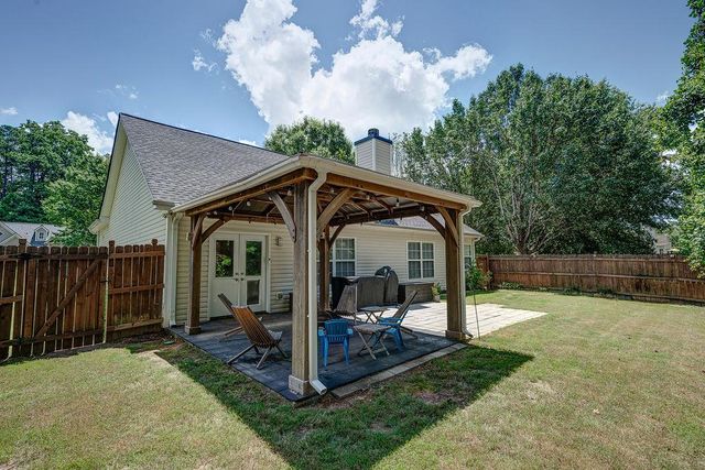 5238 Leecroft Drive, Buford, GA 30518