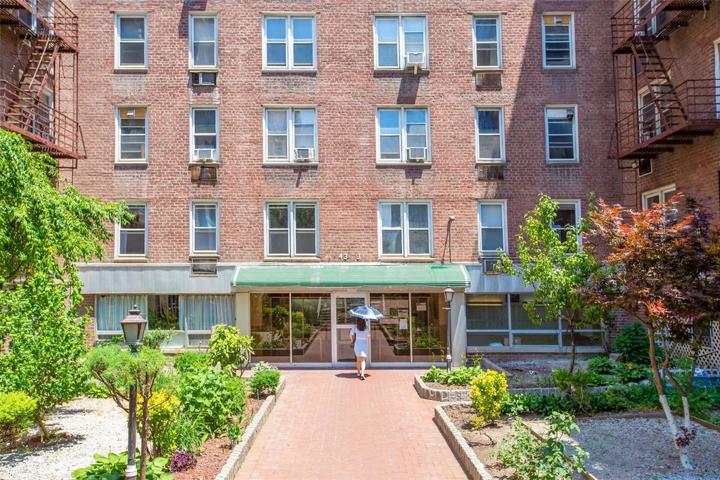 43-43 kissena blvd 506, Flushing, NY 11355