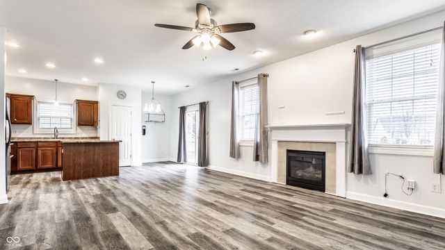 9616 Treyburn Green Way, Indianapolis, IN 46239