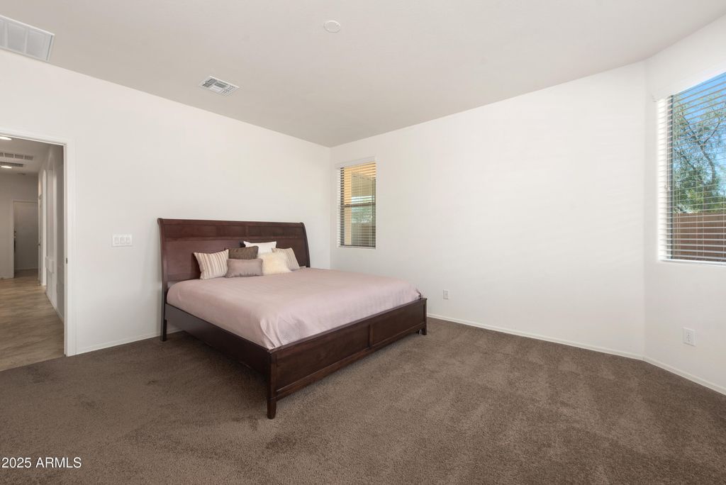 Image 17 of property listing at 18222 E LA POSADA Court, Gold Canyon, AZ 85118