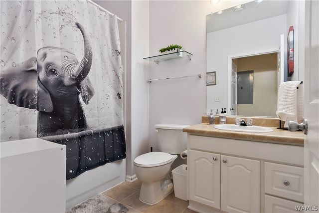 303 Helen Keller B227, Tuscaloosa, AL 35404