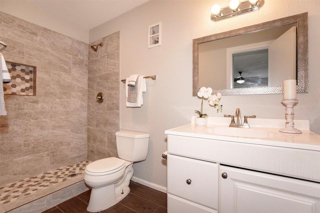3300 Pebblebrook Drive 36, Seabrook, TX 77586